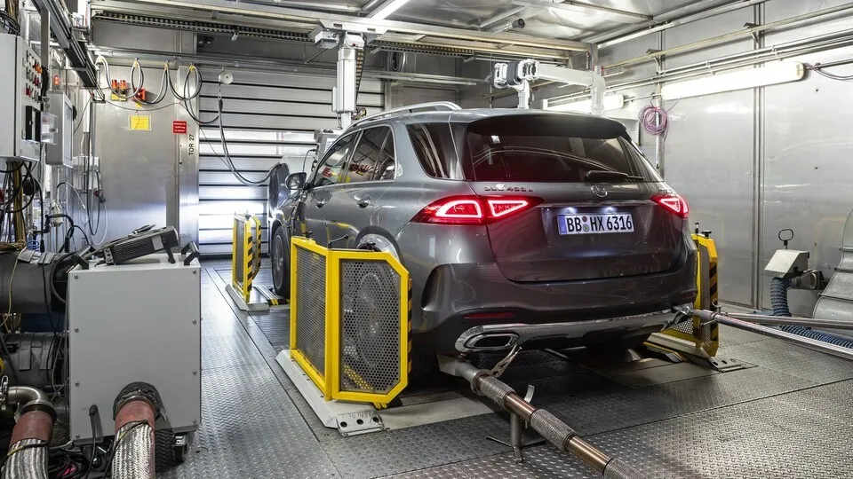 Autoentwicklung nach Gesetz – so entsteht der Flottenwert